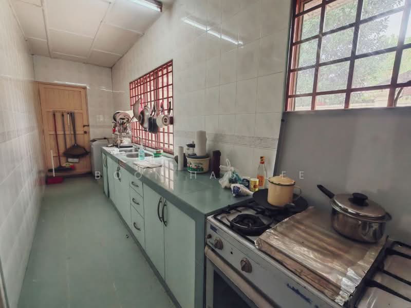 2-storey Terraced House for Sale in Taman Seri Orkid (Skudai) - Boon Hau Lee - Kitchen - PropertyGuru.com.my