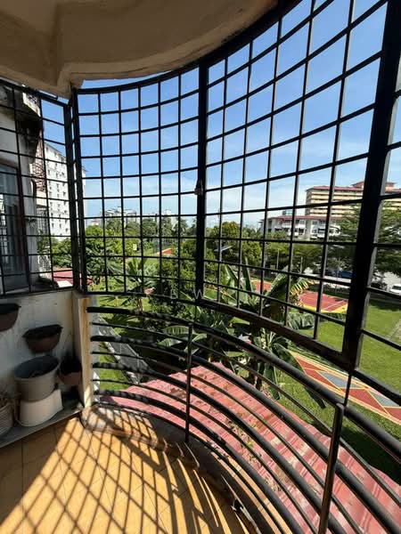 Apartment for Sale at Kenari Court - Kew . - Balcony - PropertyGuru.com.my