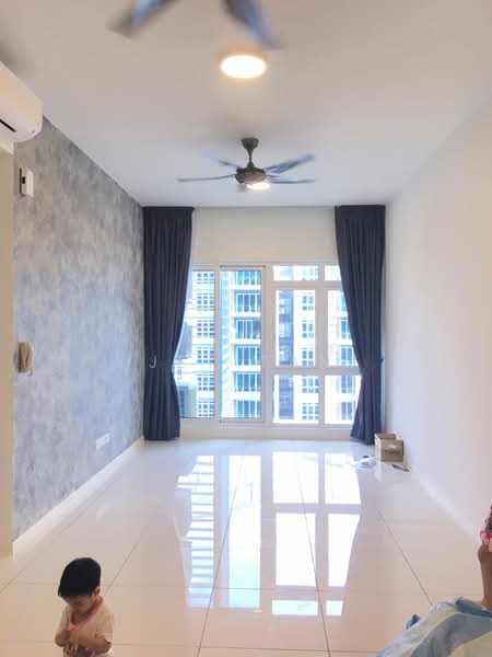 Eco Sky untuk Untuk Disewa - RM 1,698 /bulan, Mac 2026 - Living Room - PropertyGuru.com.my