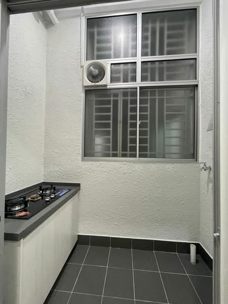Razak City Residences (RC Residences) untuk Untuk Disewa - RM 1,600 /bulan, Mac 2026 - Kitchen - PropertyGuru.com.my