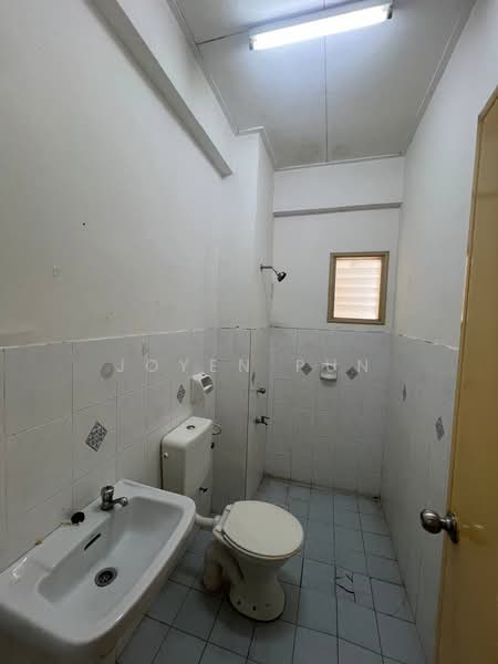 Apartment for Sale at Vista Seri Alam - Joyen Pun - PropertyGuru.com.my