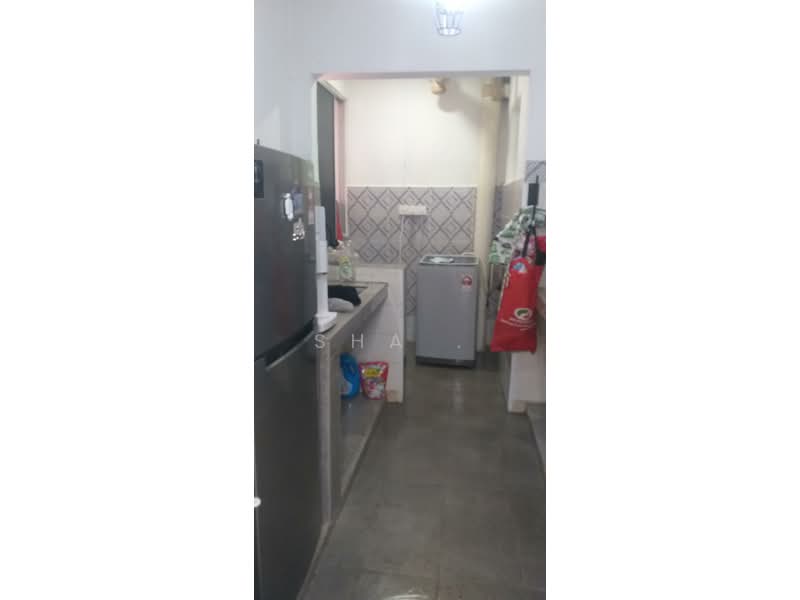 Impian Apartment untuk Untuk Disewa - RM 1,350 /bulan, Mac 2026 - Kitchen - PropertyGuru.com.my