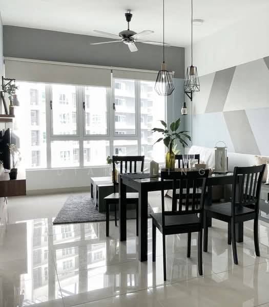 Tropez Residences untuk Untuk Dijual - RM 490,000, Mac 2026 - Living Room - PropertyGuru.com.my