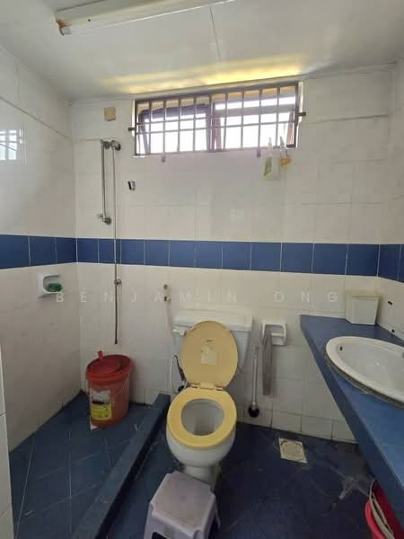 2-storey Terraced House for Sale in Taman Mount Austin (Tebrau) - Benjamin Ong - Bathroom - PropertyGuru.com.my