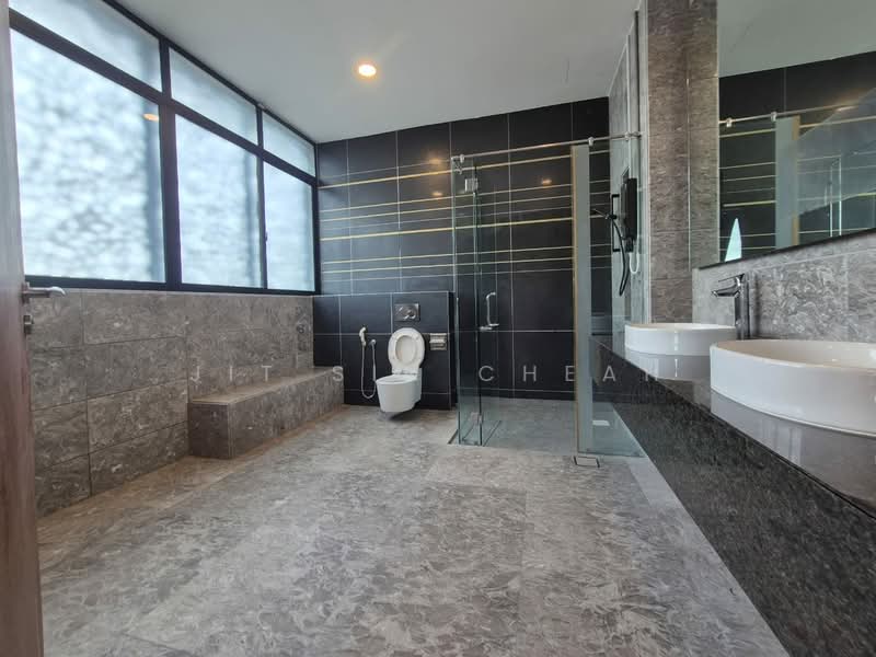 Iskandar Puteri (Nusajaya) untuk Untuk Disewa - RM 12,000 /bulan, Mac 2026 - Bathroom - PropertyGuru.com.my