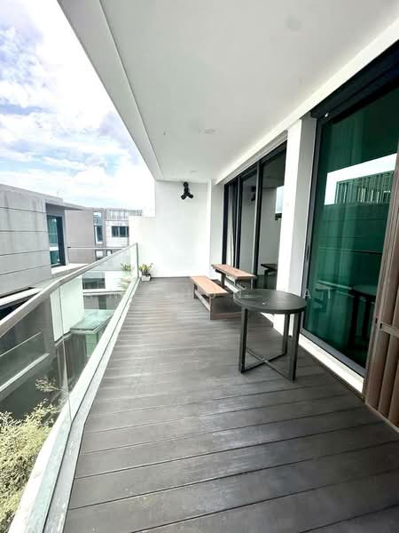 The Light Collection IV untuk Untuk Disewa - RM 7,000 /bulan, Mac 2026 - Balcony - PropertyGuru.com.my