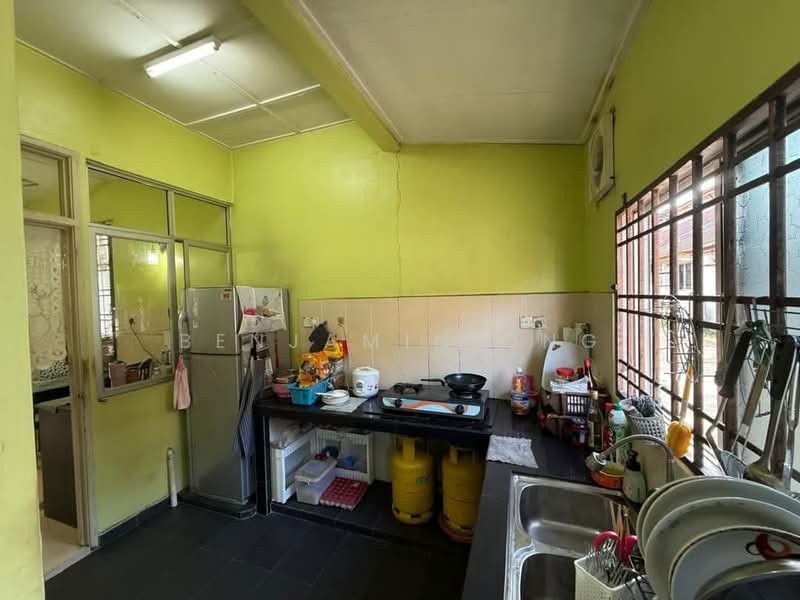 1-storey Terraced House for Sale in Taman Setia Indah (Tebrau) - Benjamin Ong - Kitchen - PropertyGuru.com.my