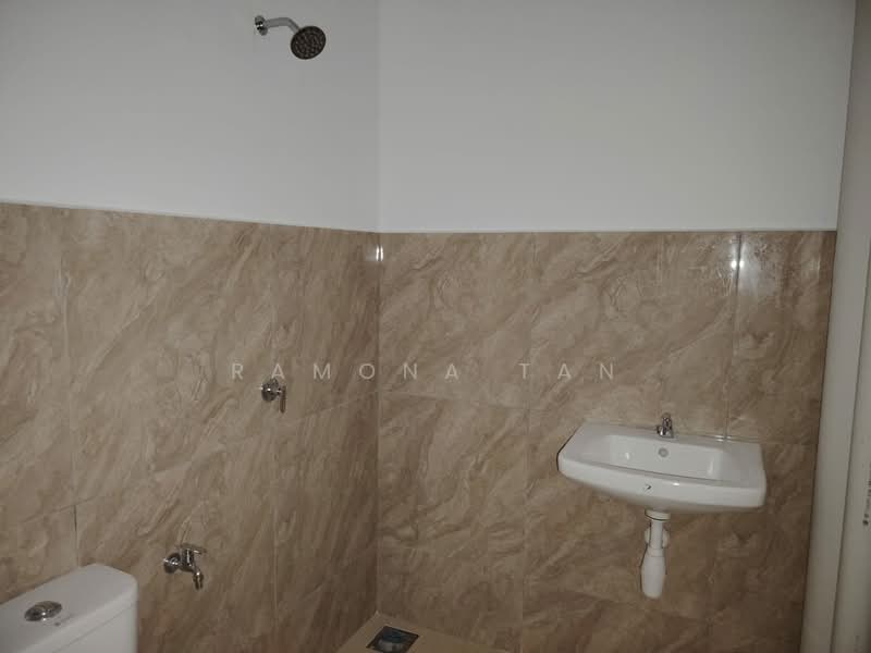 Service Residence for Sale at Ambience Residence (Residensi Nikel) - Ramona Tan - Bathroom - PropertyGuru.com.my