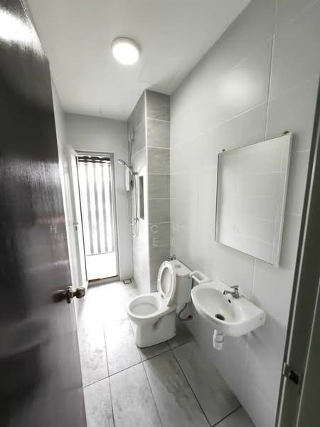 Kondominium untuk Disewa di KSL Residence 2 @ Kangkar Tebrau - Hong Charng Lee - Bathroom - PropertyGuru.com.my