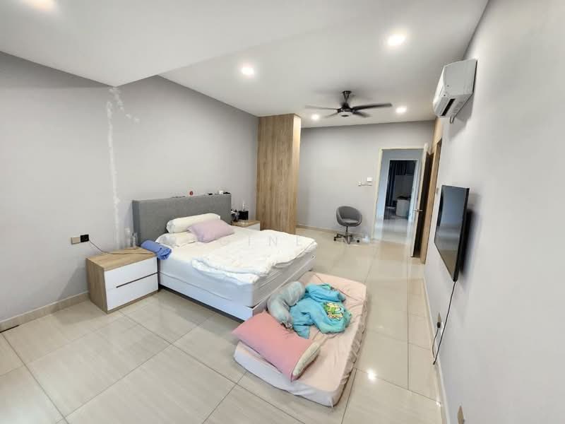 Semi-Detached House for Sale in Taman Molek (Johor Bahru) - Regine Ng - Bedroom - PropertyGuru.com.my