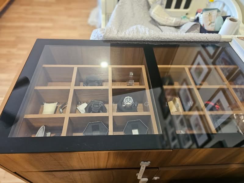 For Sale - Eco Majestic Stoneridge Endlot Semi D