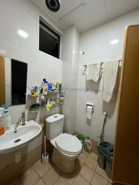 Rumah Teres 2 Tingkat untuk Dijual di Bandar Puteri Puchong (Puchong) - Kent Lai - Bathroom - PropertyGuru.com.my