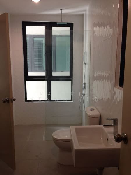Condominium for Rent at Zefer Hill Residence - Valerie Venna Hee - Bathroom - PropertyGuru.com.my
