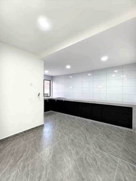 1-storey Terraced House for Sale in Taman Skudai Baru (Skudai) - Calvin Lee - Kitchen - PropertyGuru.com.my