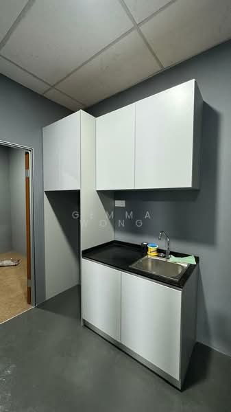 Kilang untuk Disewa di Taman Desa Cemerlang (Ulu Tiram) - Gemma Wong - Kitchen - PropertyGuru.com.my