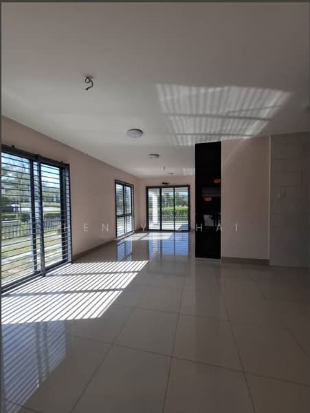 Terraced House for Sale in Tamansari (Rawang) - Henry Chai - Living Room - PropertyGuru.com.my