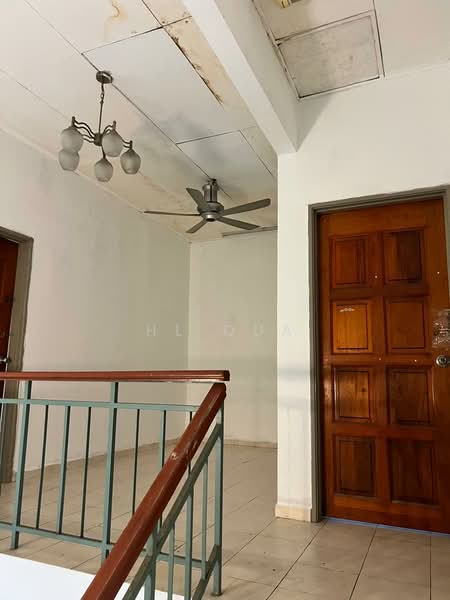 Sungai Buloh Country Resort untuk Untuk Dijual - RM 500,000, Apr 2026 - Entrance - PropertyGuru.com.my