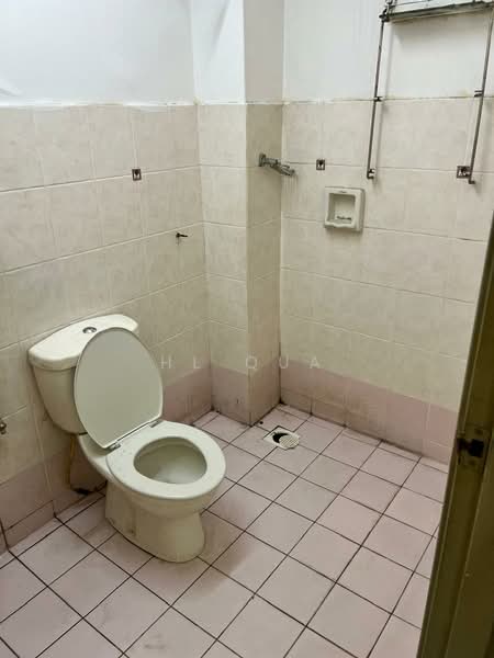 Sungai Buloh Country Resort untuk Untuk Dijual - RM 500,000, Apr 2026 - Bathroom - PropertyGuru.com.my