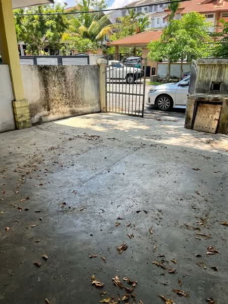 Sungai Buloh Country Resort untuk Untuk Dijual - RM 500,000, Apr 2026 - Exterior - PropertyGuru.com.my