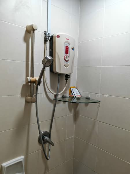 Townhouse for Sale in Seri Kembangan (Selangor) - Nicholas Lew - Bathroom - PropertyGuru.com.my