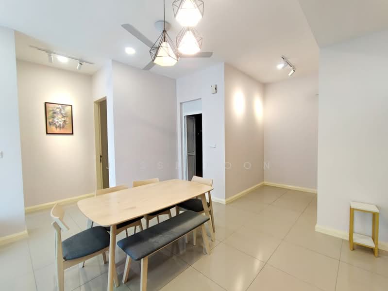 Service Residence for Rent at D'Pristine - Jesse Poon - Dining Room - PropertyGuru.com.my