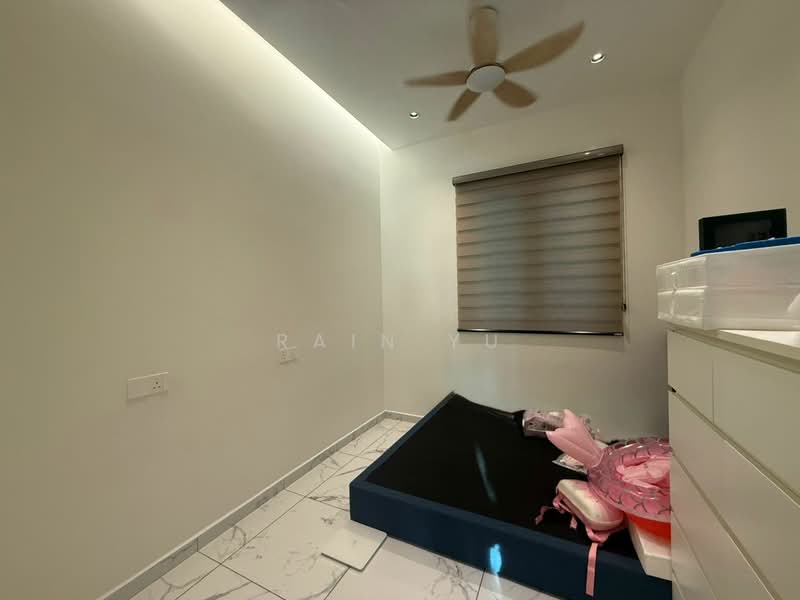 Condominium for Sale at QuayWest Residence - Rain Yu - Bedroom - PropertyGuru.com.my