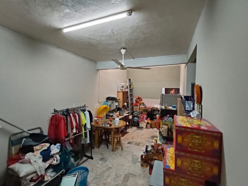 Taman Bukit Rawang Jaya, Rawang untuk Untuk Dijual - RM 350,000, Mac 2026 - Living Room - PropertyGuru.com.my