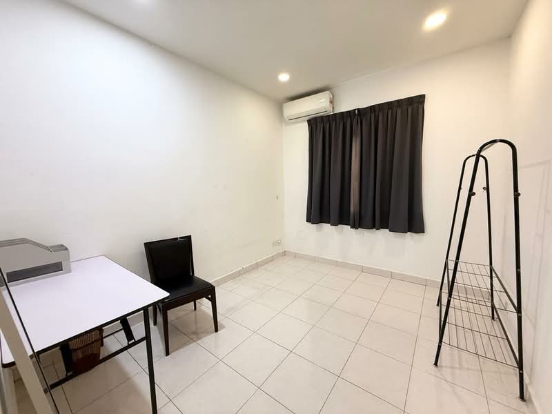 Taman Mount Austin Double Storey untuk Untuk Disewa - RM 2,400 /bulan, Mac 2026 - PropertyGuru.com.my