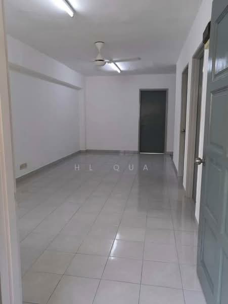 Pelangi Damasara 3 untuk Untuk Dijual - RM 180,000, Mac 2026 - Living Room - PropertyGuru.com.my