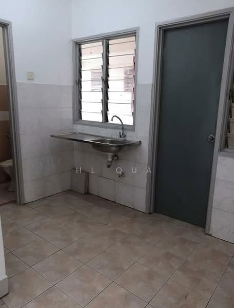 Pelangi Damasara 3 untuk Untuk Dijual - RM 180,000, Mac 2026 - Kitchen - PropertyGuru.com.my