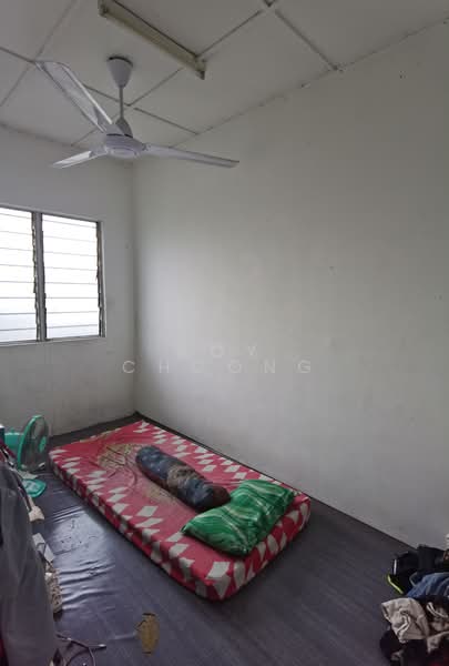 Apartment for Sale at Pangsapuri Aman - Roy Choong - Bedroom - PropertyGuru.com.my