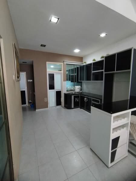 1.5-storey Terraced House for Rent in Taman Impian Emas (Skudai) - Bee Ng - Kitchen - PropertyGuru.com.my