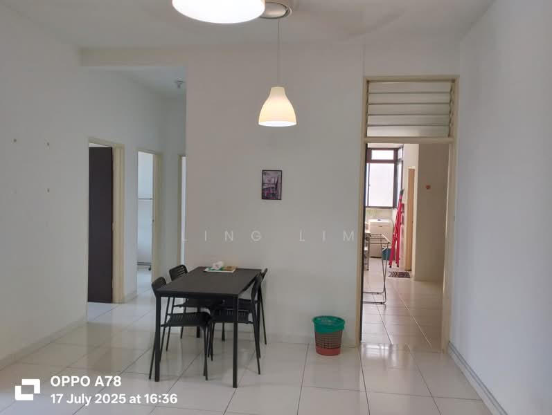 Service Residence for Sale at Sky Gardens Residences - LING LIM - Dining Room - PropertyGuru.com.my