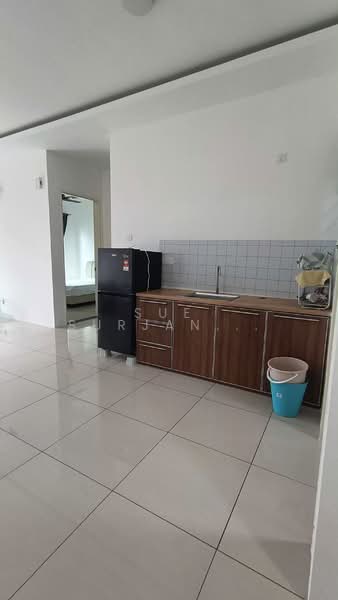 Condominium for Rent at QuayWest Residence - Sue Surjani Muis - Kitchen - PropertyGuru.com.my