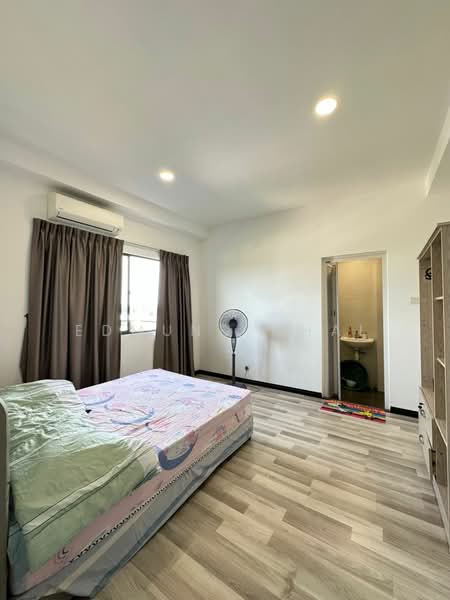 Untuk Disewa - Stutong Tiarra