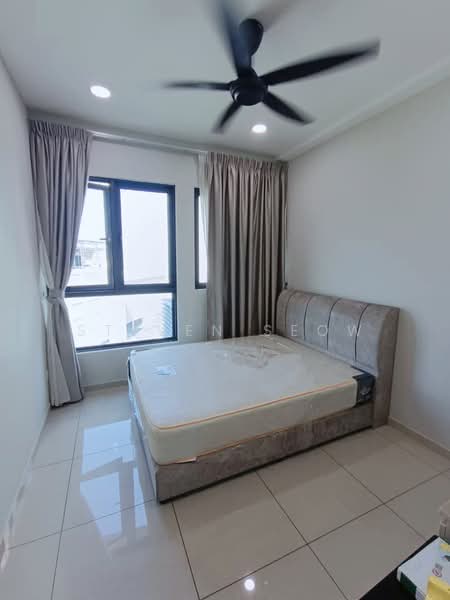 Waterside Residence untuk Untuk Dijual - RM 1,000,000, Mac 2026 - Bedroom - PropertyGuru.com.my