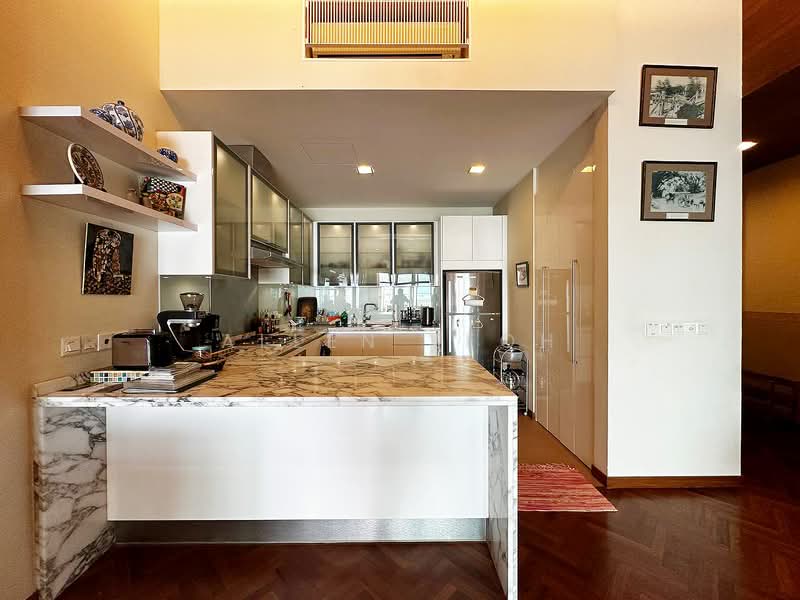 Service Residence for Sale at Straits Quay (The Suites at Waterside) - Allen Yeoh - Kitchen - PropertyGuru.com.my