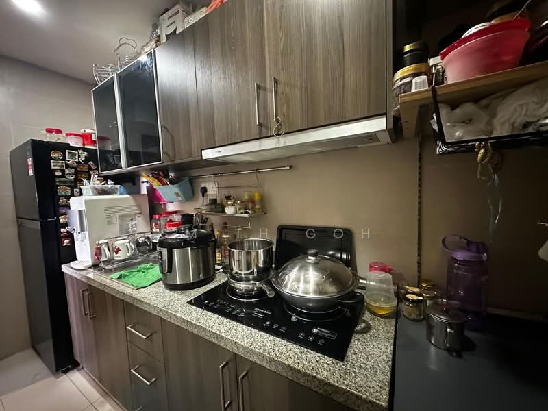 Service Residence for Sale at D'Secret Garden 2 (Pangsapuri Kempas Indah 2) - Smith Goh - Kitchen - PropertyGuru.com.my
