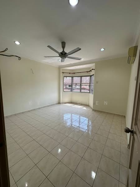 2-storey Terraced House for Sale in Bandar Mahkota Cheras (Cheras) - Kevin Chen - Living Room - PropertyGuru.com.my