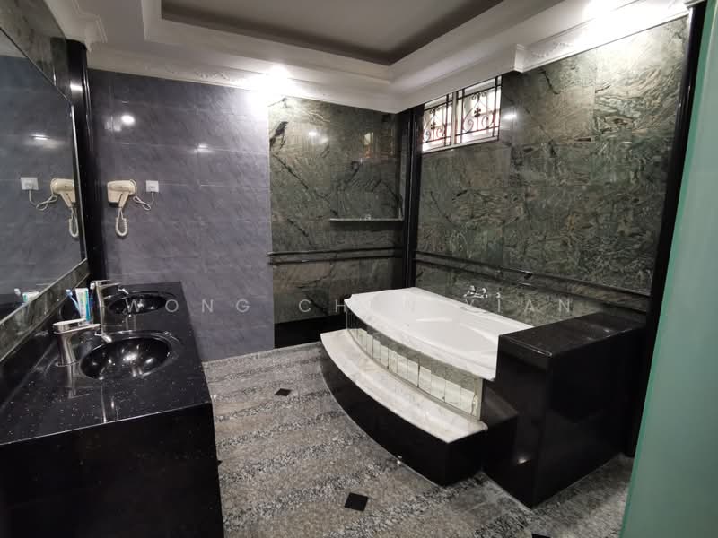 Rumah Banglo untuk Disewa di Lagenda Heights (Sungai Petani) - Wong Chun Yian - Bathroom - PropertyGuru.com.my