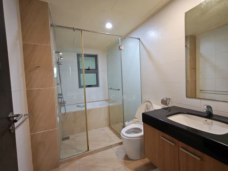 Apartment for Rent at Molek Pine 3 - Jin Chew - Bathroom - PropertyGuru.com.my