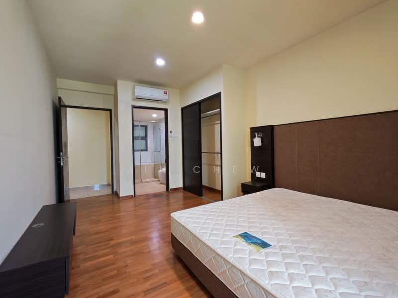 Apartment for Rent at Molek Pine 3 - Jin Chew - Bedroom - PropertyGuru.com.my
