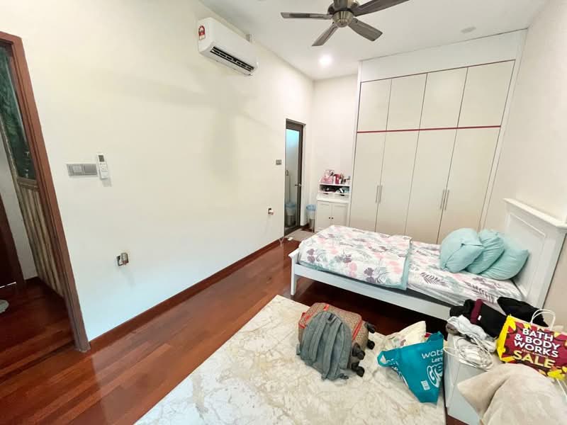 Taman Sutera Utama untuk Untuk Dijual - RM 2,300,000, Mac 2026 - Bedroom - PropertyGuru.com.my