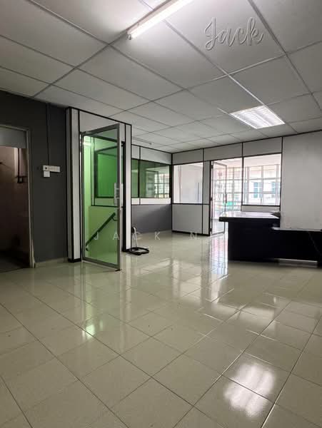 Shop / Office for Rent in Raja Uda (Butterworth) - Jack Ng - Interior - PropertyGuru.com.my