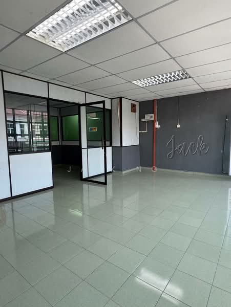 Shop / Office for Rent in Raja Uda (Butterworth) - Jack Ng - Interior - PropertyGuru.com.my