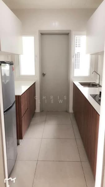 Seasons Amara Larkin untuk Untuk Disewa - RM 2,300 /bulan, Mac 2026 - Kitchen - PropertyGuru.com.my