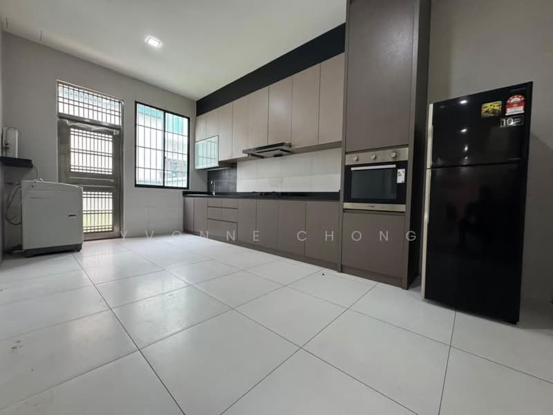 Bestari Heights untuk Untuk Dijual - RM 1,380,000, Mac 2026 - Kitchen - PropertyGuru.com.my