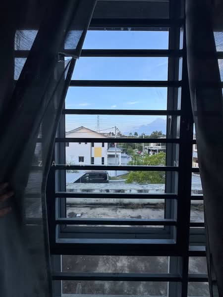 2-storey Terraced House for Rent in Rawang (Selangor) - Zann Fauzan - View - PropertyGuru.com.my