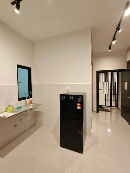 Service Residence for Rent at MKH Boulevard II - Ming Ming Chung - Kitchen - PropertyGuru.com.my