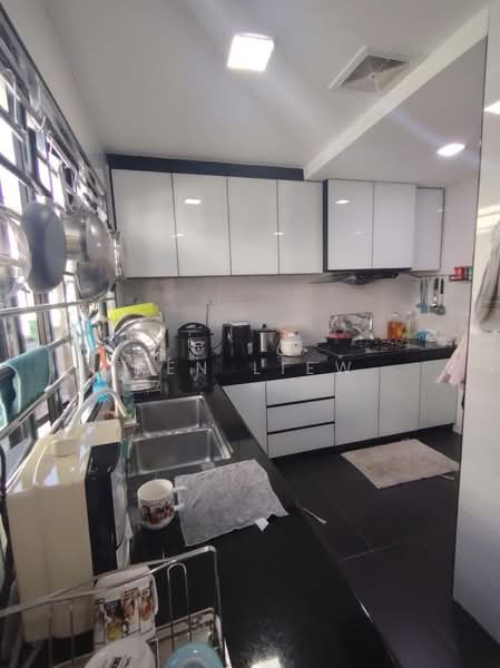 2-storey Terraced House for Rent in Permas Jaya (Johor) - Ken Liew - Kitchen - PropertyGuru.com.my